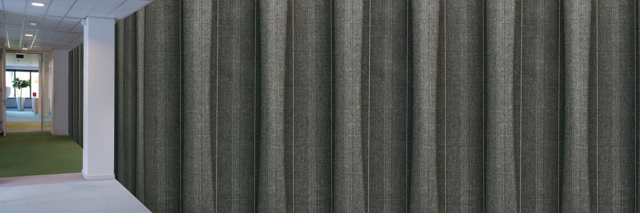 BUSINESS gray chalk stripe 04